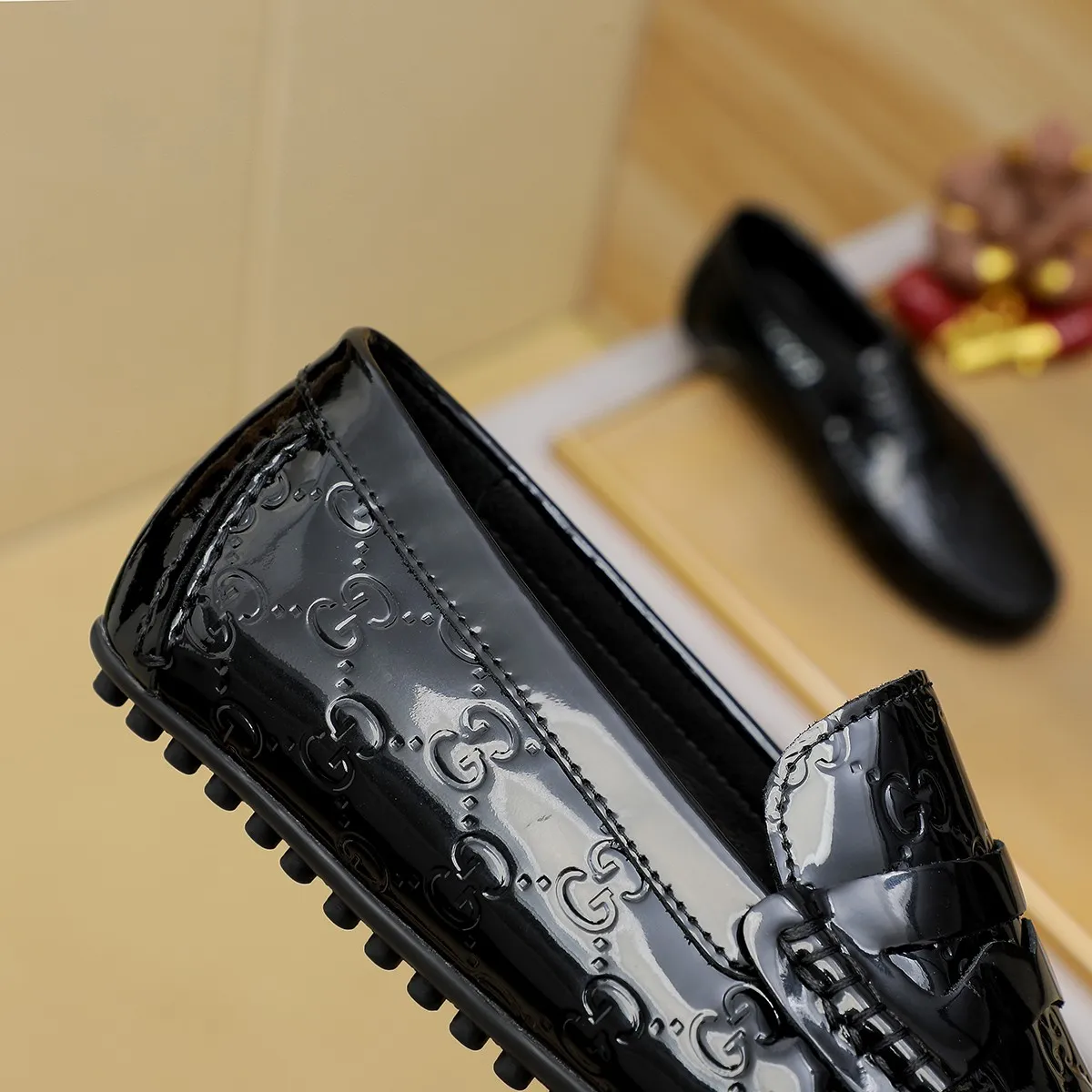 Men's shoes 💰360💰💰GUCCI Gucci official website synchronizes the latest model 🛃The upper is made of imported cowhide, 🐷leather lining, rubber outsole, 🎩🎩top handcrafted with fine stitch and thread workmanship🔍definitely satisfy those perfectionist men who pursue high luxury quality 👏 3 colors available! Code number 38-45 Large quantity in stock
